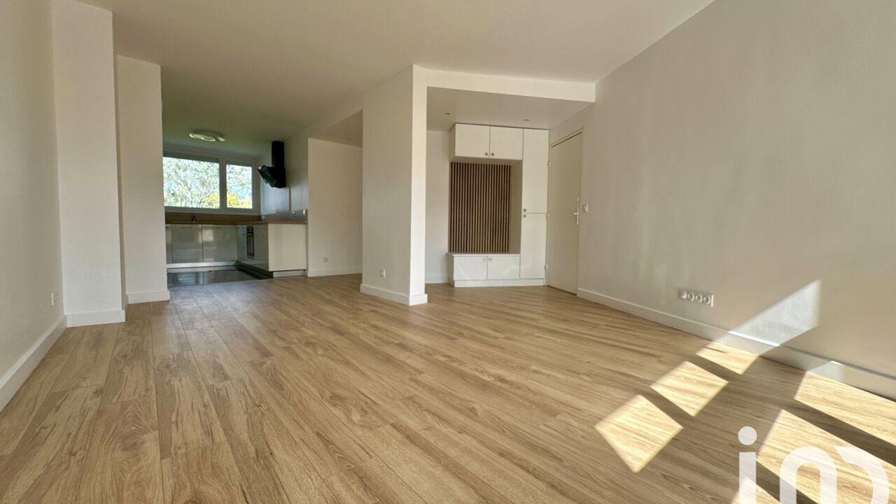 appartement 3 pièces 65 m2 à vendre à Les Ulis (91940)