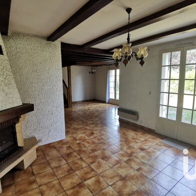 Maison 6 pièces 130000 €