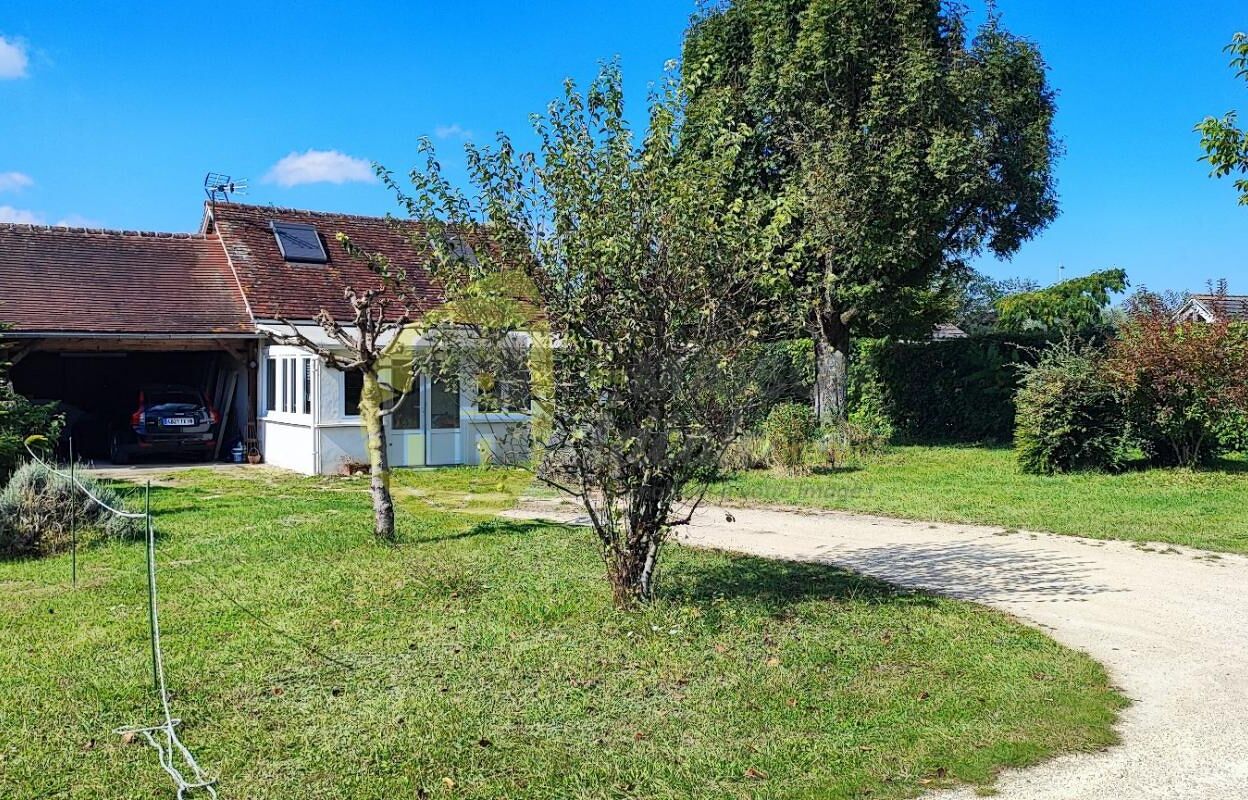 maison 3 pièces 49 m2 à vendre à Saint-Doulchard (18230)