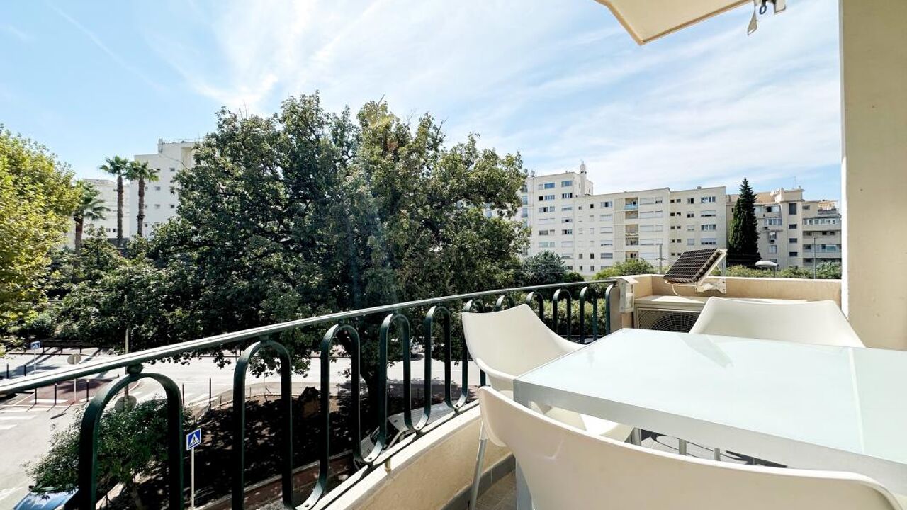 appartement 3 pièces 63 m2 à vendre à Cannes (06400)