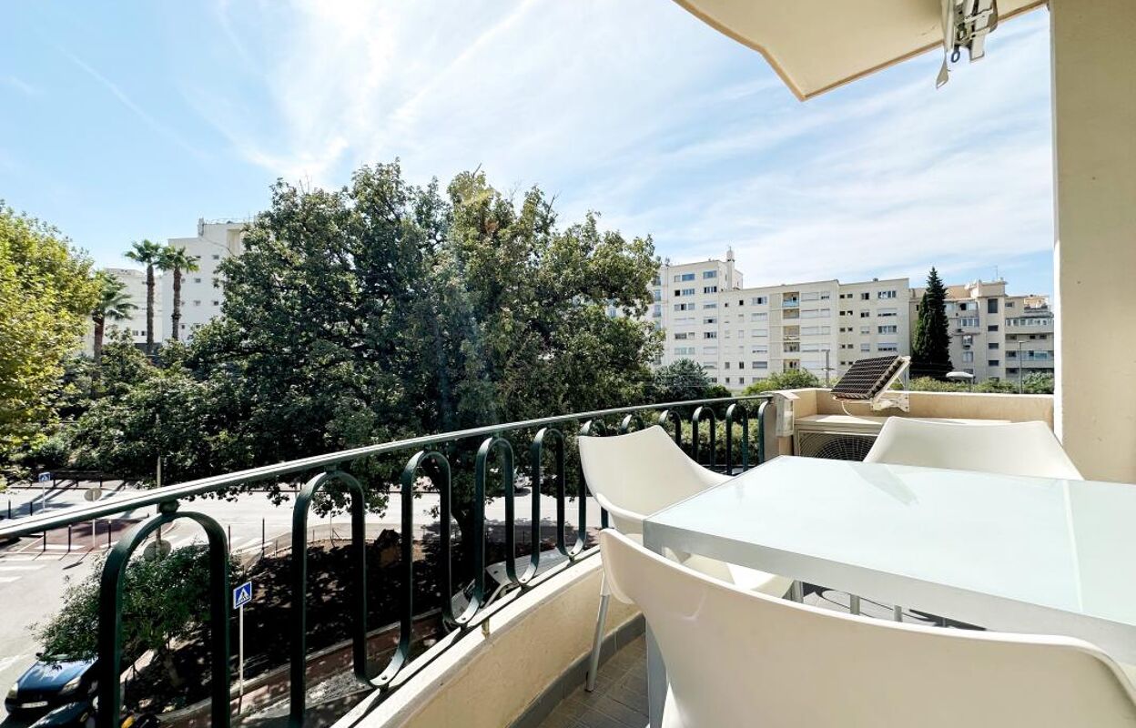 appartement 3 pièces 63 m2 à vendre à Cannes (06400)