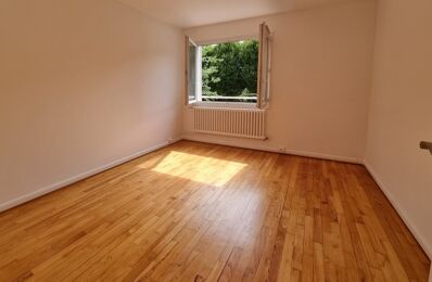 location appartement 1 170 € CC /mois à proximité de Villecresnes (94440)