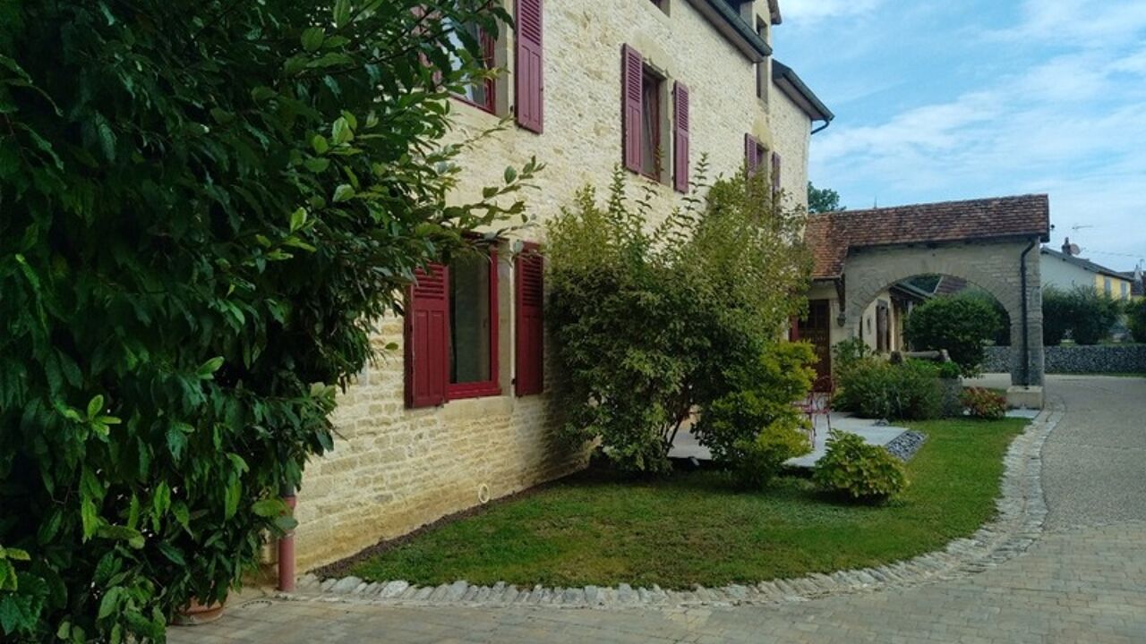 maison 7 pièces 205 m2 à vendre à Vauconcourt-Nervezain (70120)