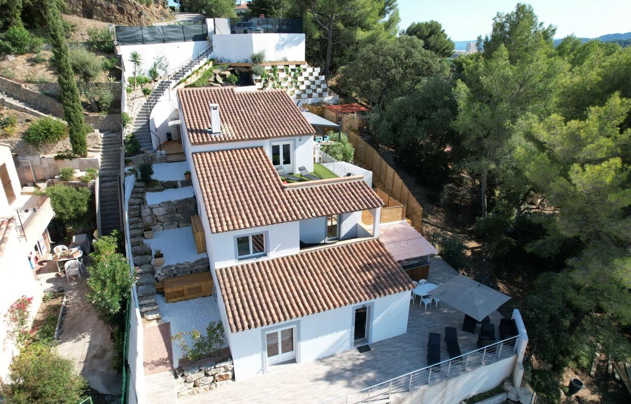 maison 7 pièces 170 m2 à vendre à Le Lavandou (83980)