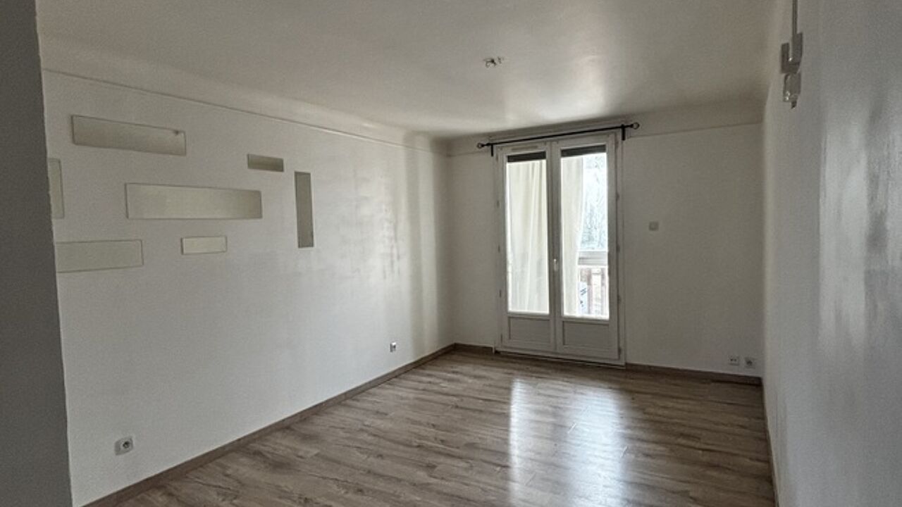 appartement 3 pièces 51 m2 à vendre à Salon-de-Provence (13300)