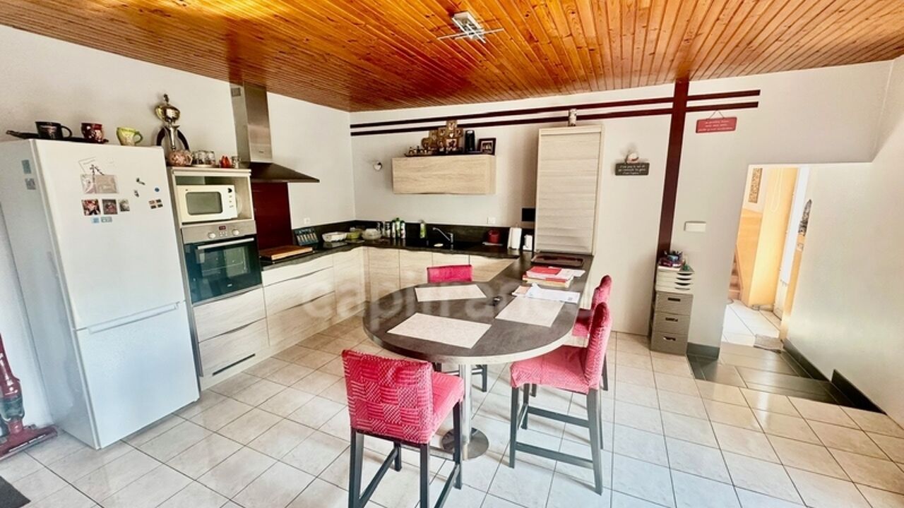 maison 6 pièces 112 m2 à vendre à Plounévézel (29270)