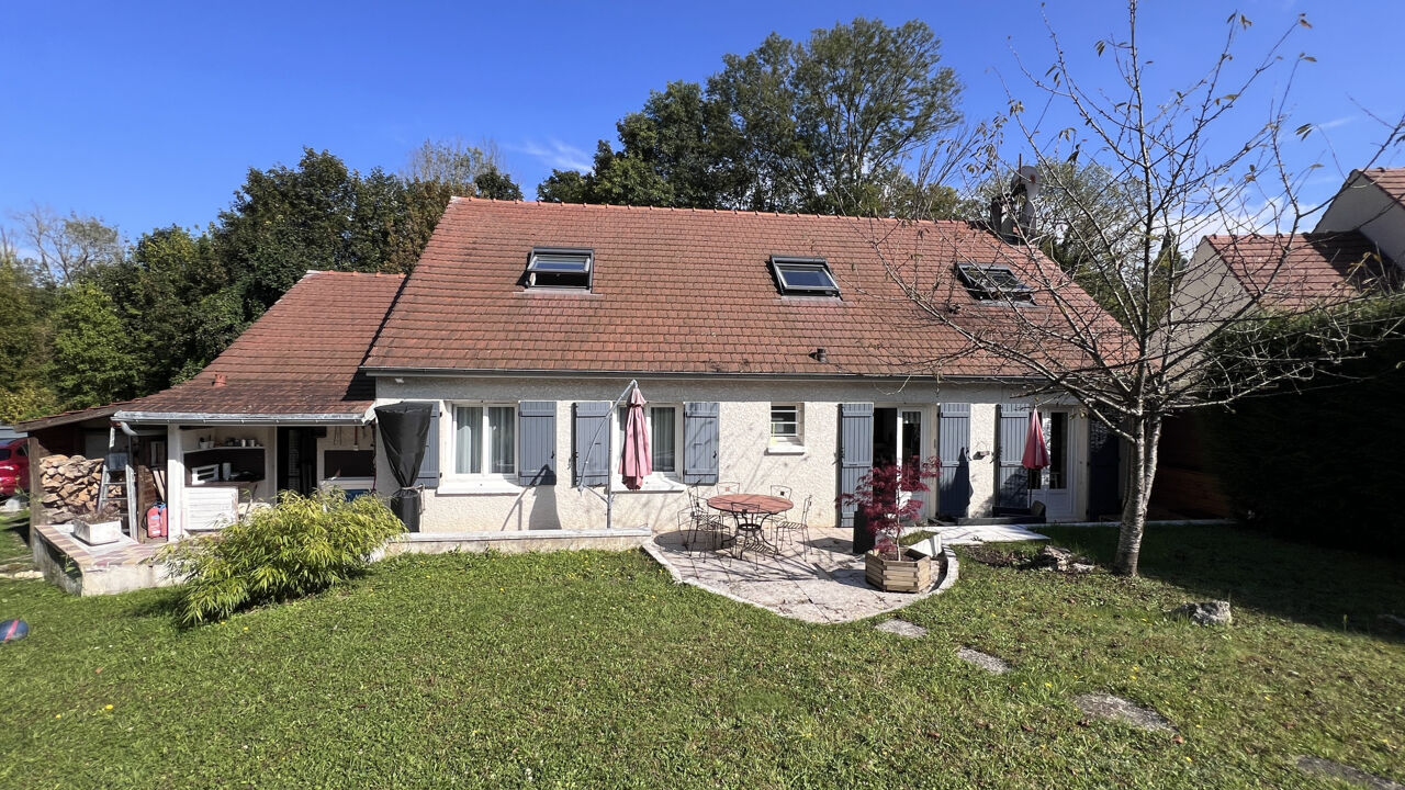 maison 7 pièces 156 m2 à vendre à La Ferté-Alais (91590)