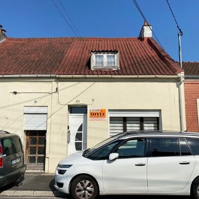Maison 4 pièces 74500 €