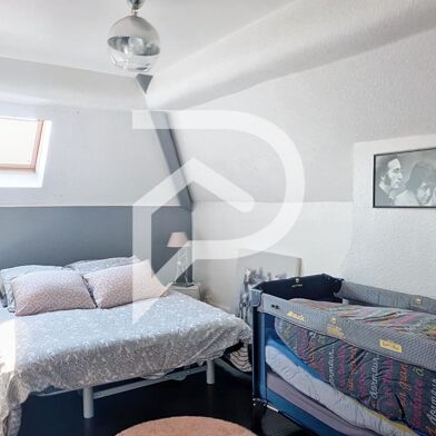 Maison 7 pièces 348500 €