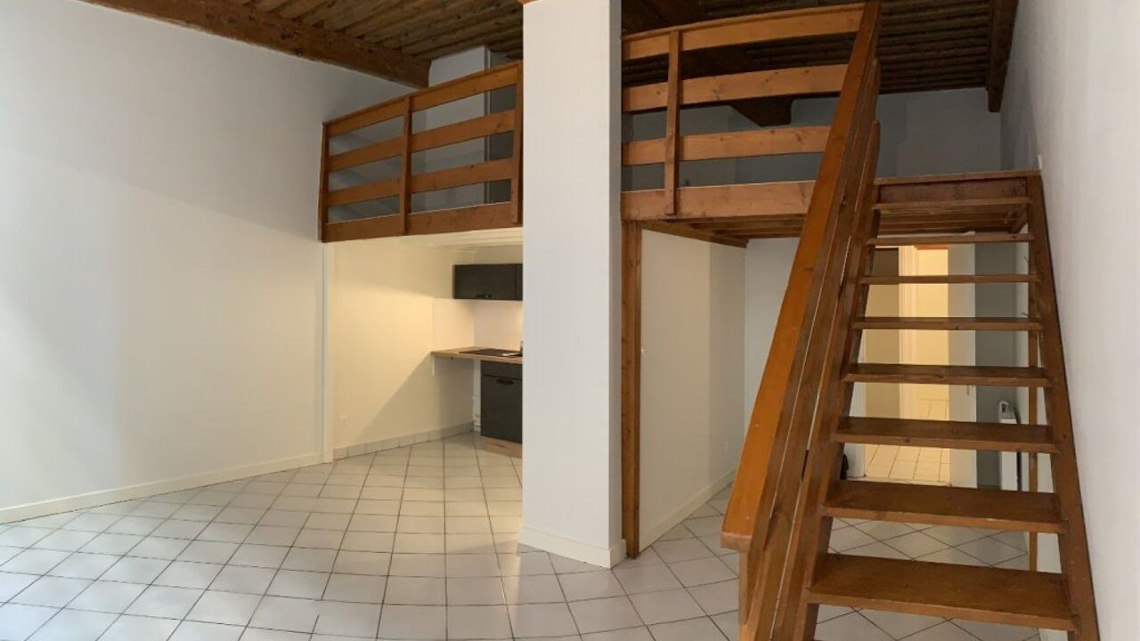 appartement 2 pièces 54 m2 à louer à Lyon 1 (69001)