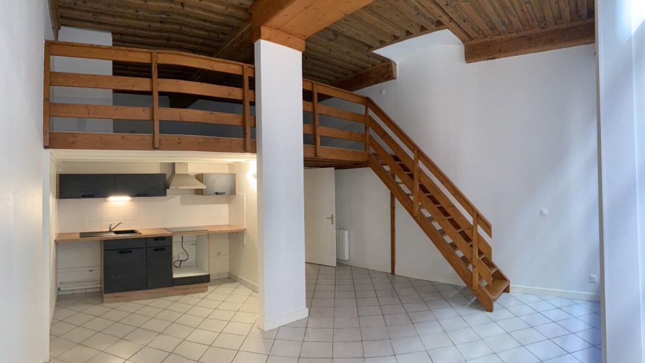 appartement 2 pièces 54 m2 à louer à Lyon 1 (69001)