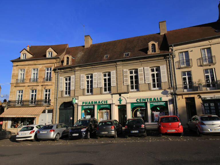 Immeuble de 450 m² à vendre en centre ville d'Autun — photo 1