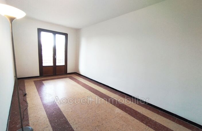 P3 en angle rez-de-chaussée surélevé avec aperçu latéral sur l — photo 3