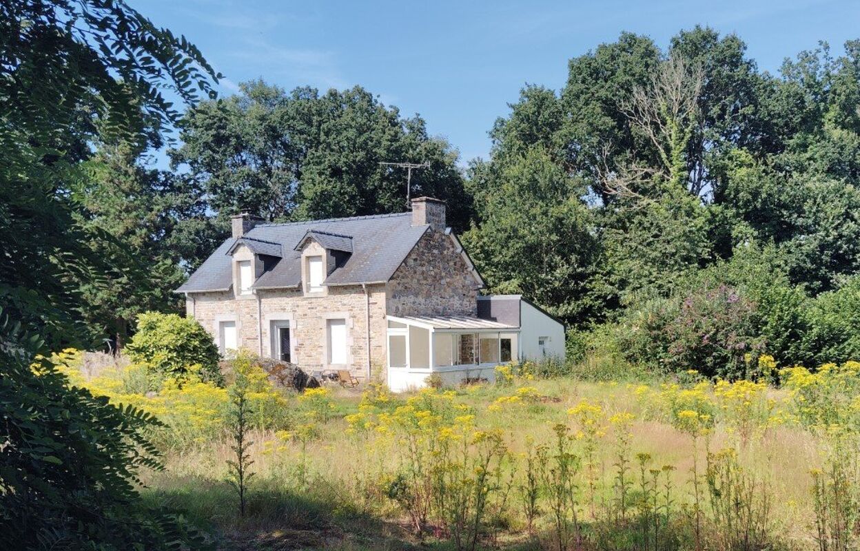 maison 4 pièces 93 m2 à vendre à Plélauff (22570)