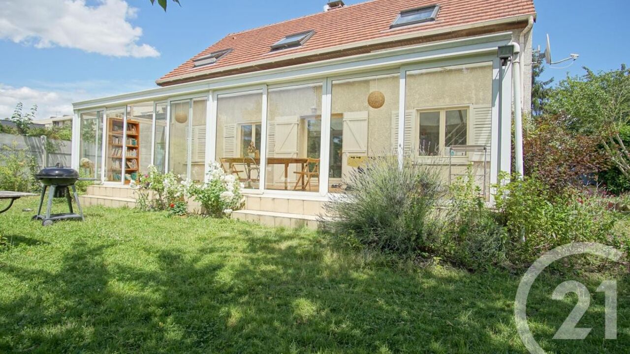 maison 4 pièces 108 m2 à louer à Créteil (94000)