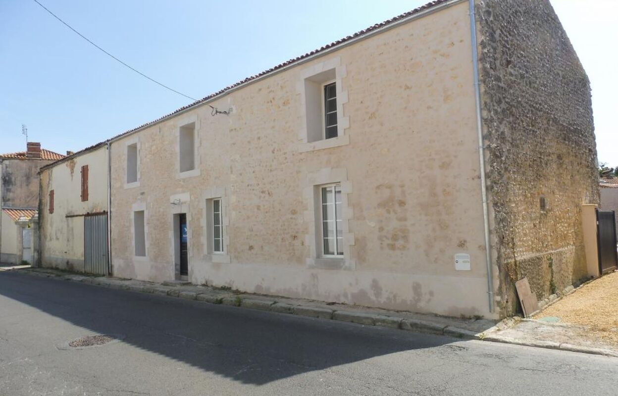 maison 6 pièces 180 m2 à vendre à Pont-l'Abbé-d'Arnoult (17250)