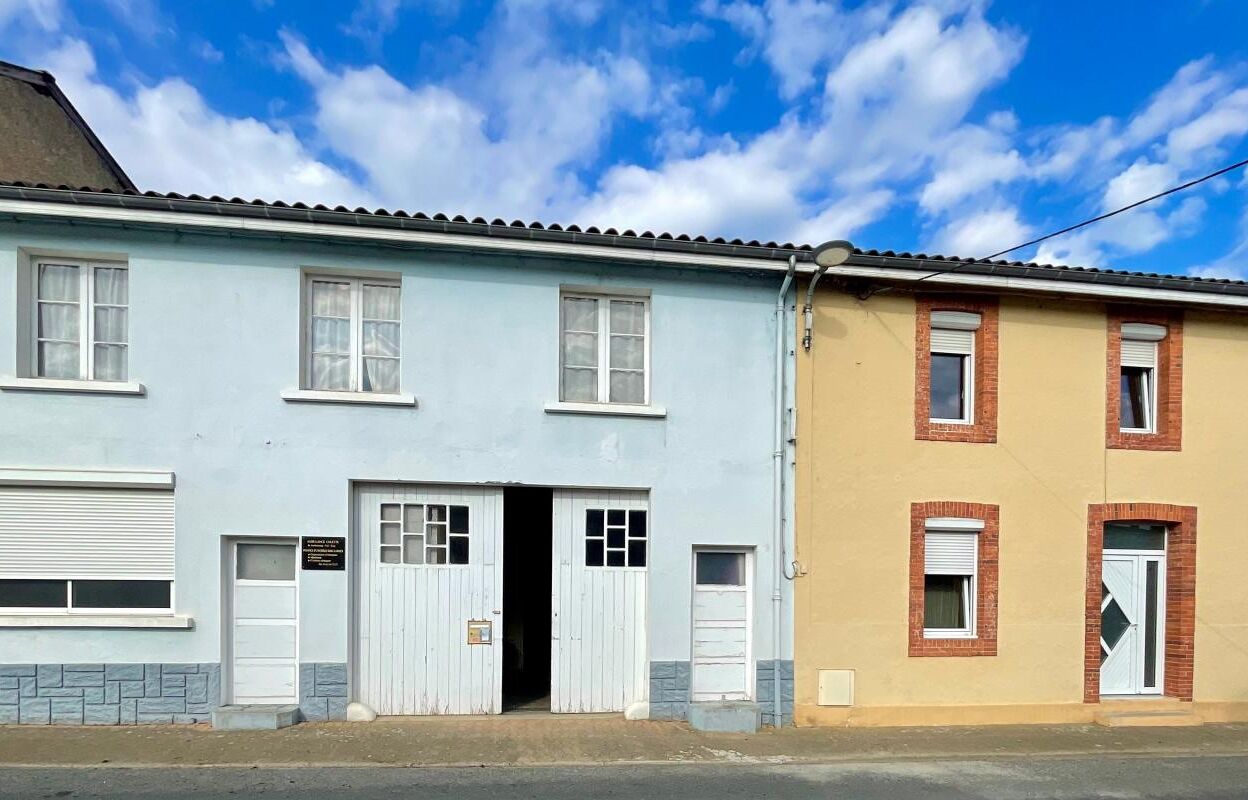 maison 5 pièces 220 m2 à vendre à Riscle (32400)