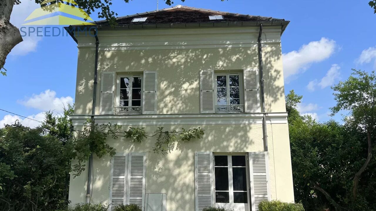 maison 6 pièces 134 m2 à vendre à Mandres-les-Roses (94520)