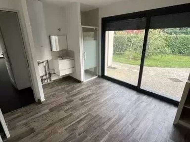Appartement 10 min a pied centre ville VILLECRESNES — photo 1