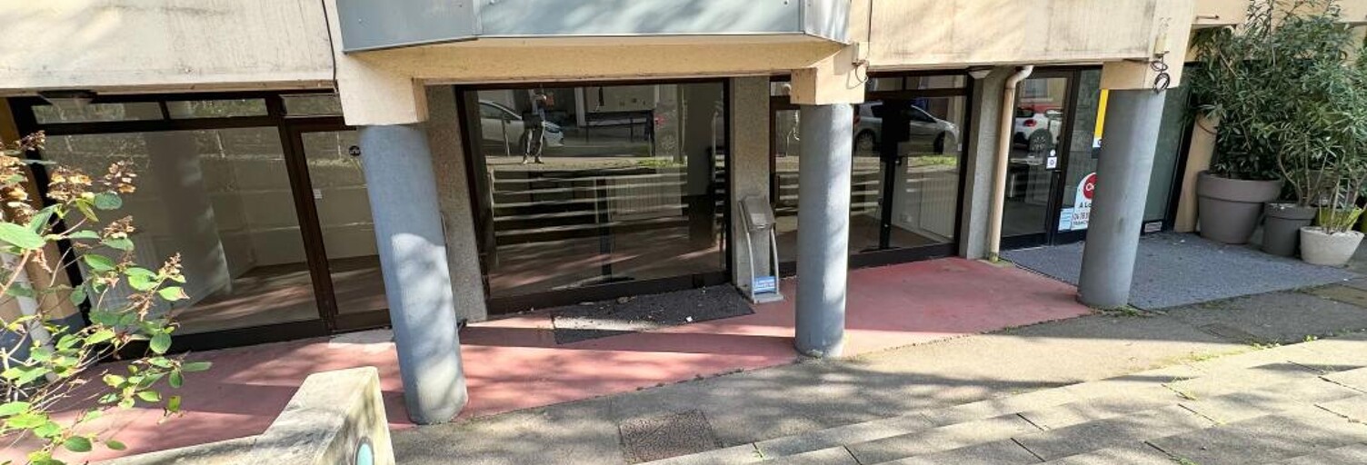 Commerce  75 m² à louer à Francheville (69340)