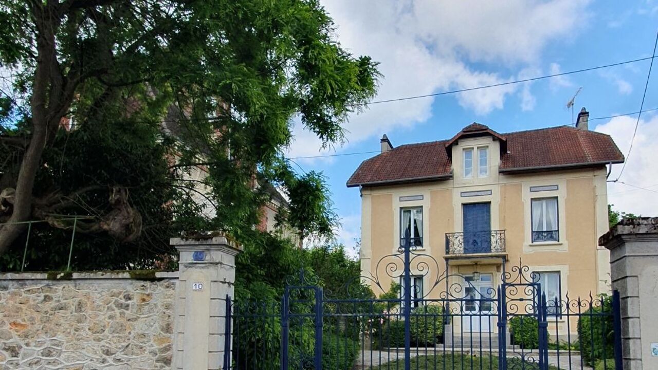 maison 8 pièces 210 m2 à vendre à La Ferté-sous-Jouarre (77260)