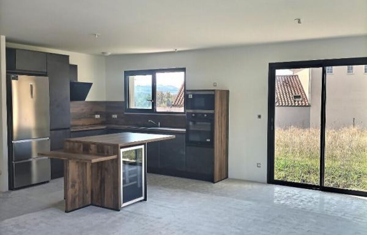 maison 5 pièces 96 m2 à vendre à Bas-en-Basset (43210)