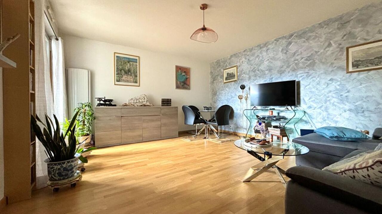 appartement 3 pièces 63 m2 à vendre à Ivry-sur-Seine (94200)