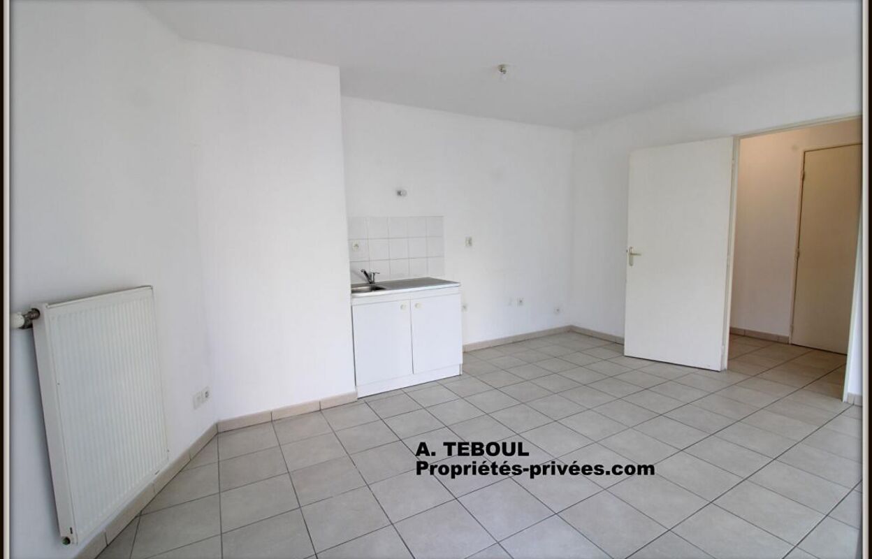 appartement 2 pièces 45 m2 à vendre à Vaulx-en-Velin (69120)