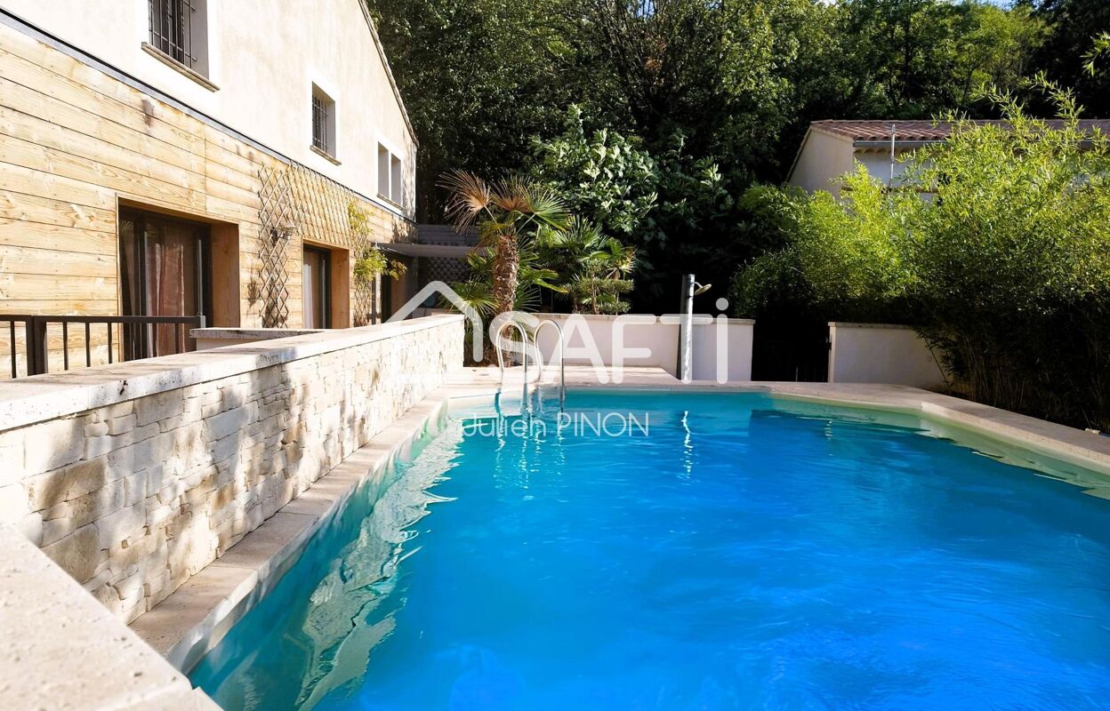 maison 10 pièces 400 m2 à vendre à Saignon (84400)