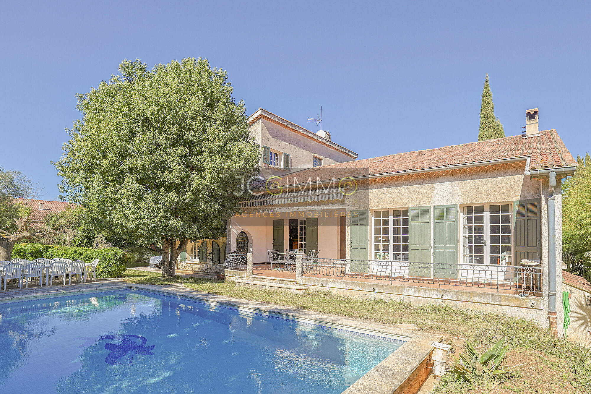 Toulon Villa 10 pièces 350 m²