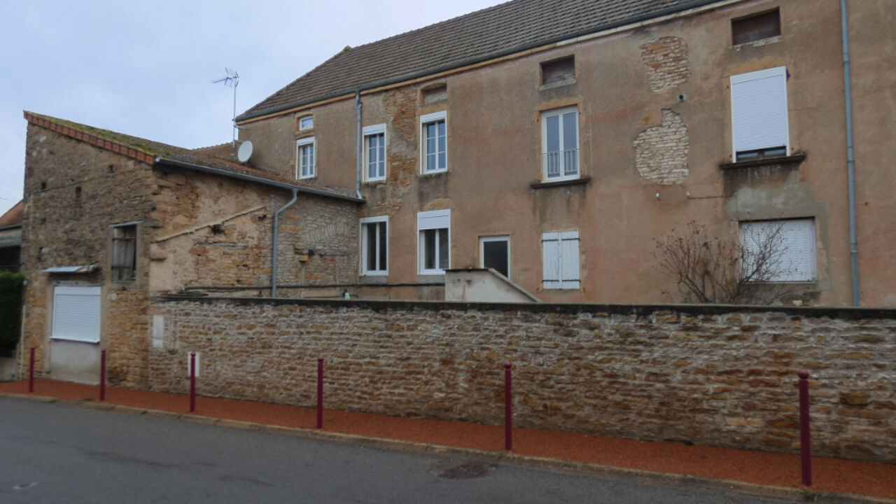 immeuble  pièces 245 m2 à vendre à Sennecey-le-Grand (71240)