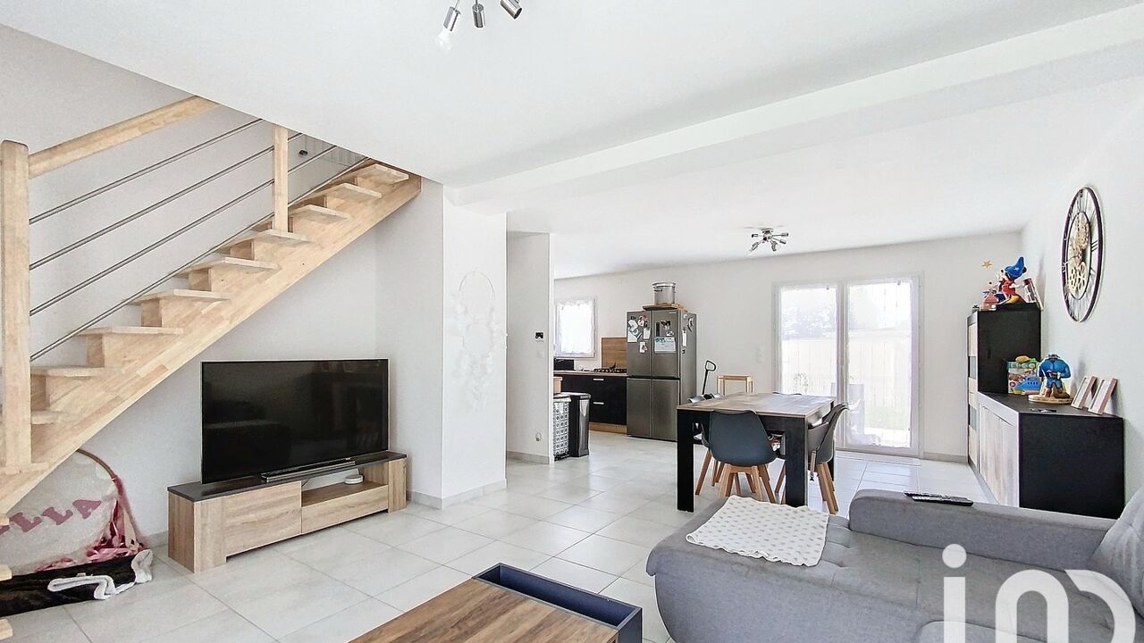 maison 5 pièces 104 m2 à vendre à Le Mené (22330)