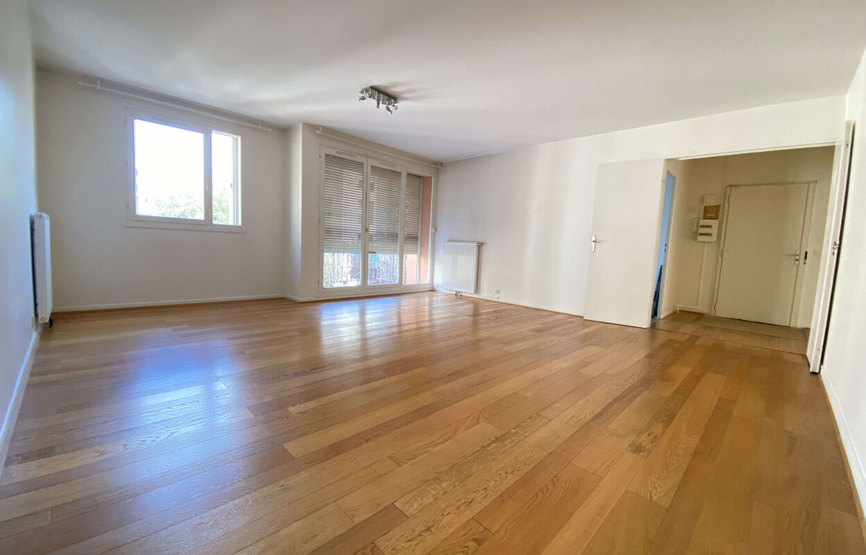 appartement 5 pièces 101 m2 à vendre à Clamart (92140)