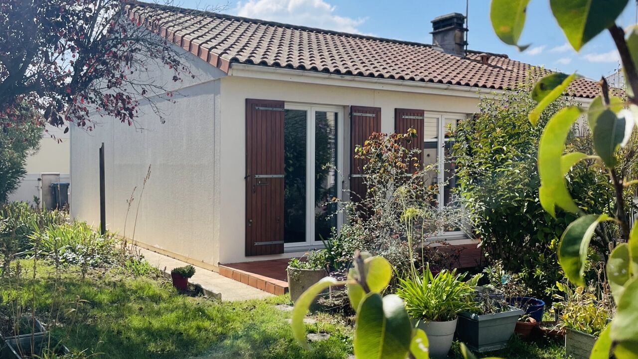 maison 5 pièces 103 m2 à vendre à La Rochelle (17000)