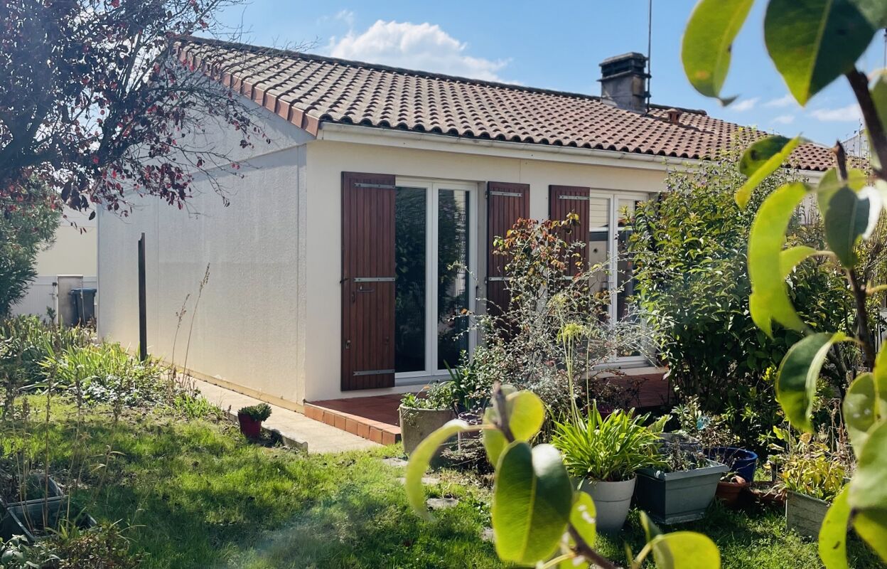 maison 5 pièces 103 m2 à vendre à La Rochelle (17000)