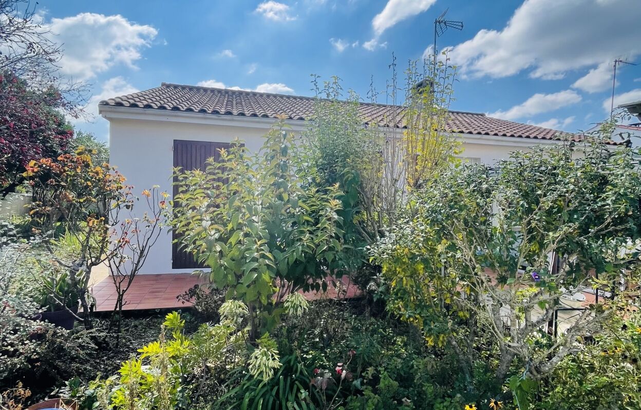 maison 5 pièces 103 m2 à vendre à La Rochelle (17000)