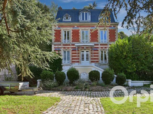 Maison À Vendre — photo du bien