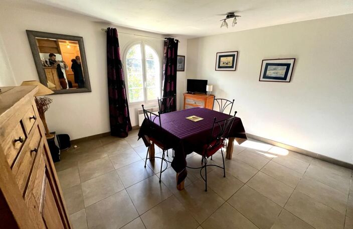 Appartement À Vendre MORTAGNE SUR GIRONDE — photo 5