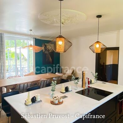 Maison 9 pièces 583000 €