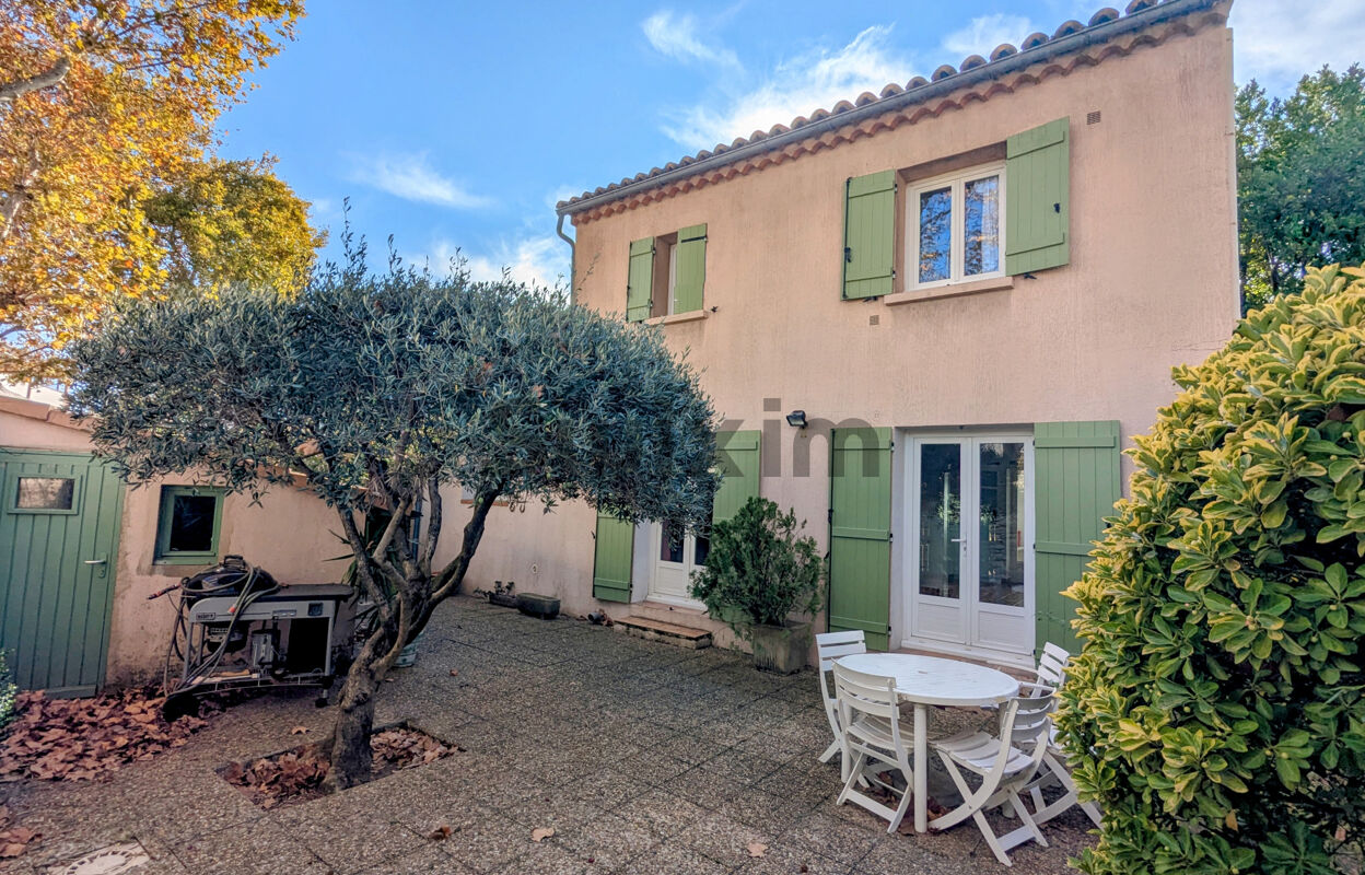 maison 4 pièces 105 m2 à vendre à Uzès (30700)