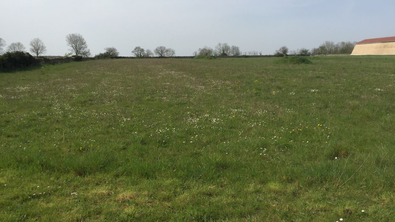 terrain  pièces 1385 m2 à vendre à Niort (79000)