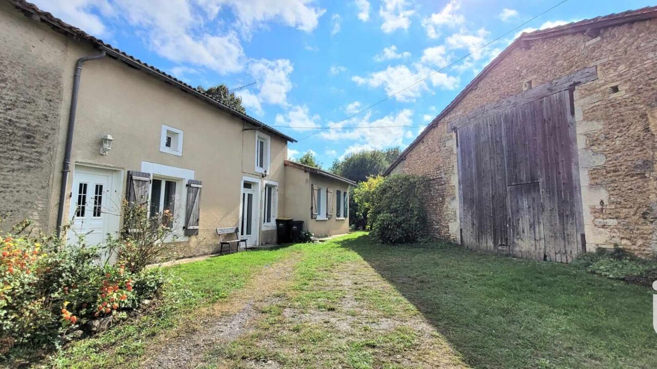 maison 4 pièces 156 m2 à vendre à Saint-Romain (86250)