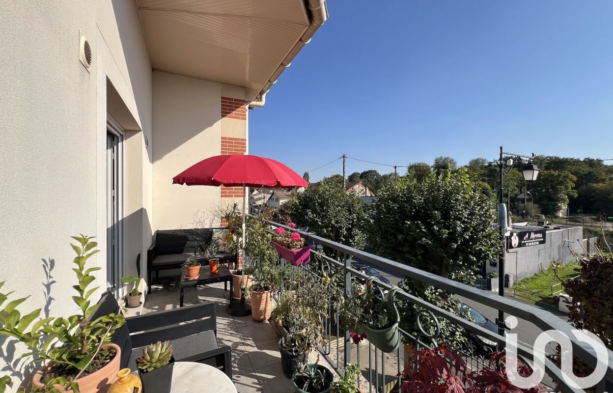 appartement 3 pièces 63 m2 à vendre à Roissy-en-Brie (77680)