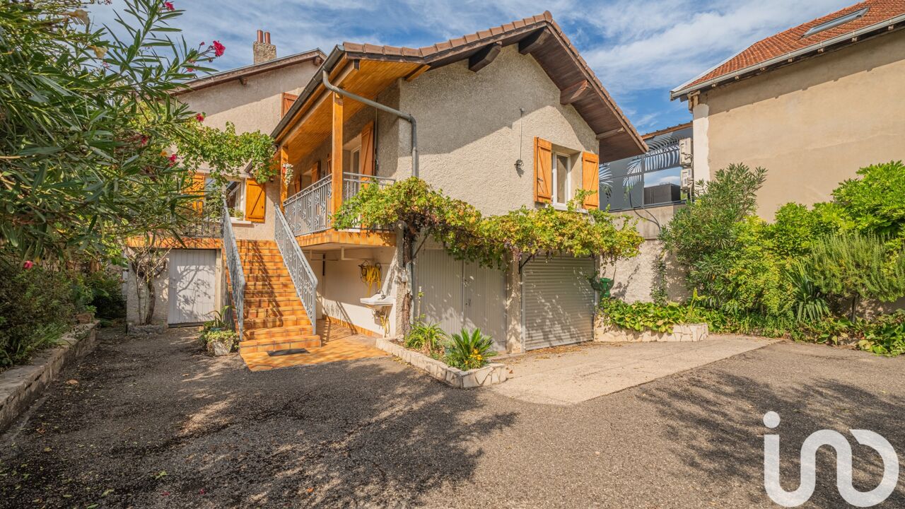 maison 5 pièces 121 m2 à vendre à Fontaine (38600)