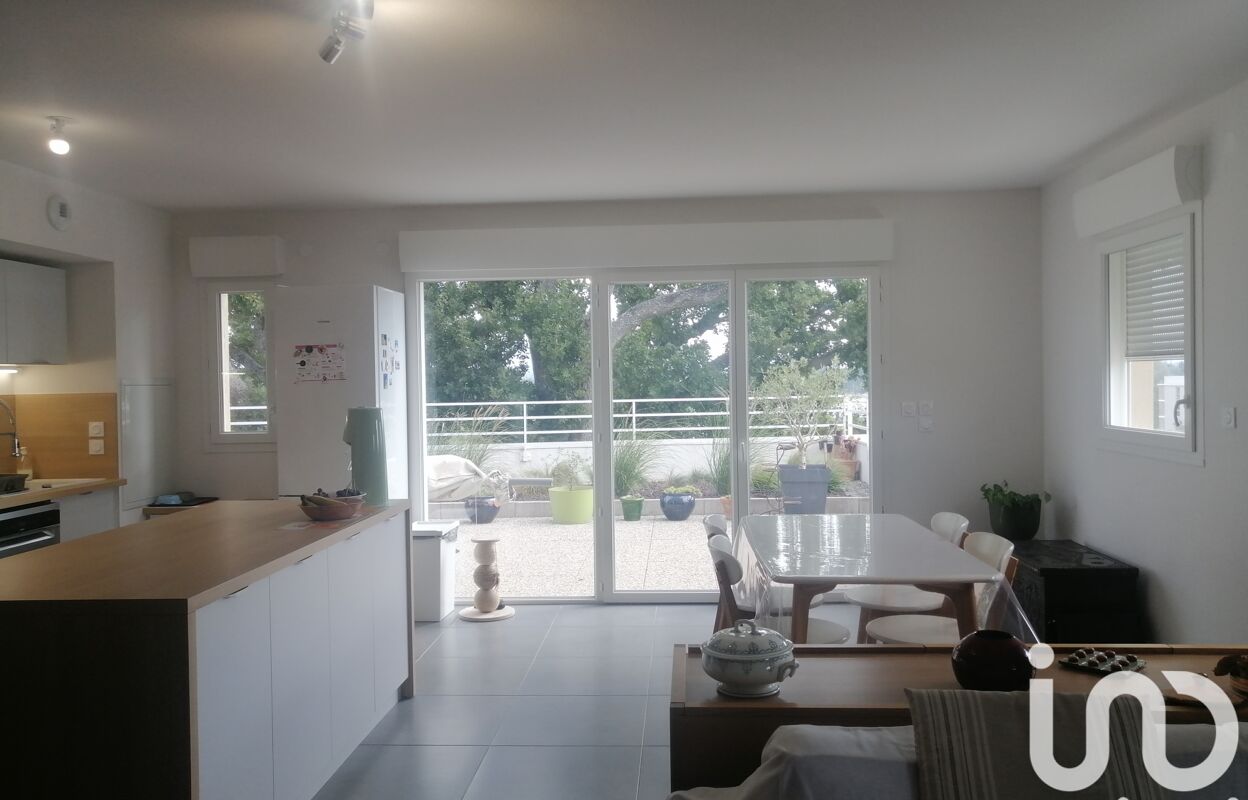 appartement 4 pièces 105 m2 à vendre à Monteux (84170)