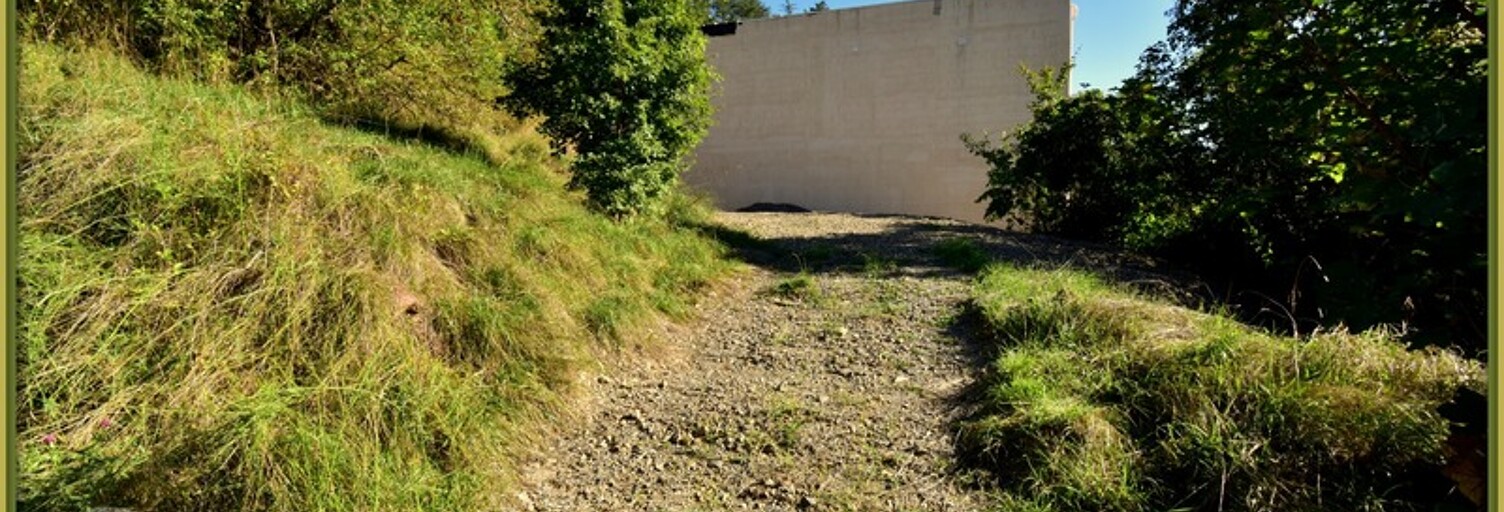 Terrain  3494 m² à vendre à Digne-les-Bains (04000)