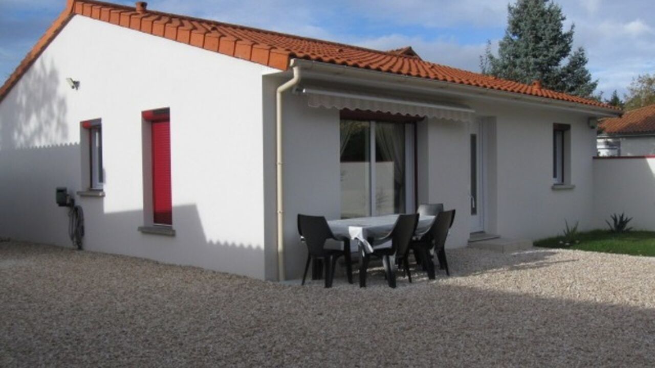 maison 4 pièces 92 m2 à vendre à Lezoux (63190)