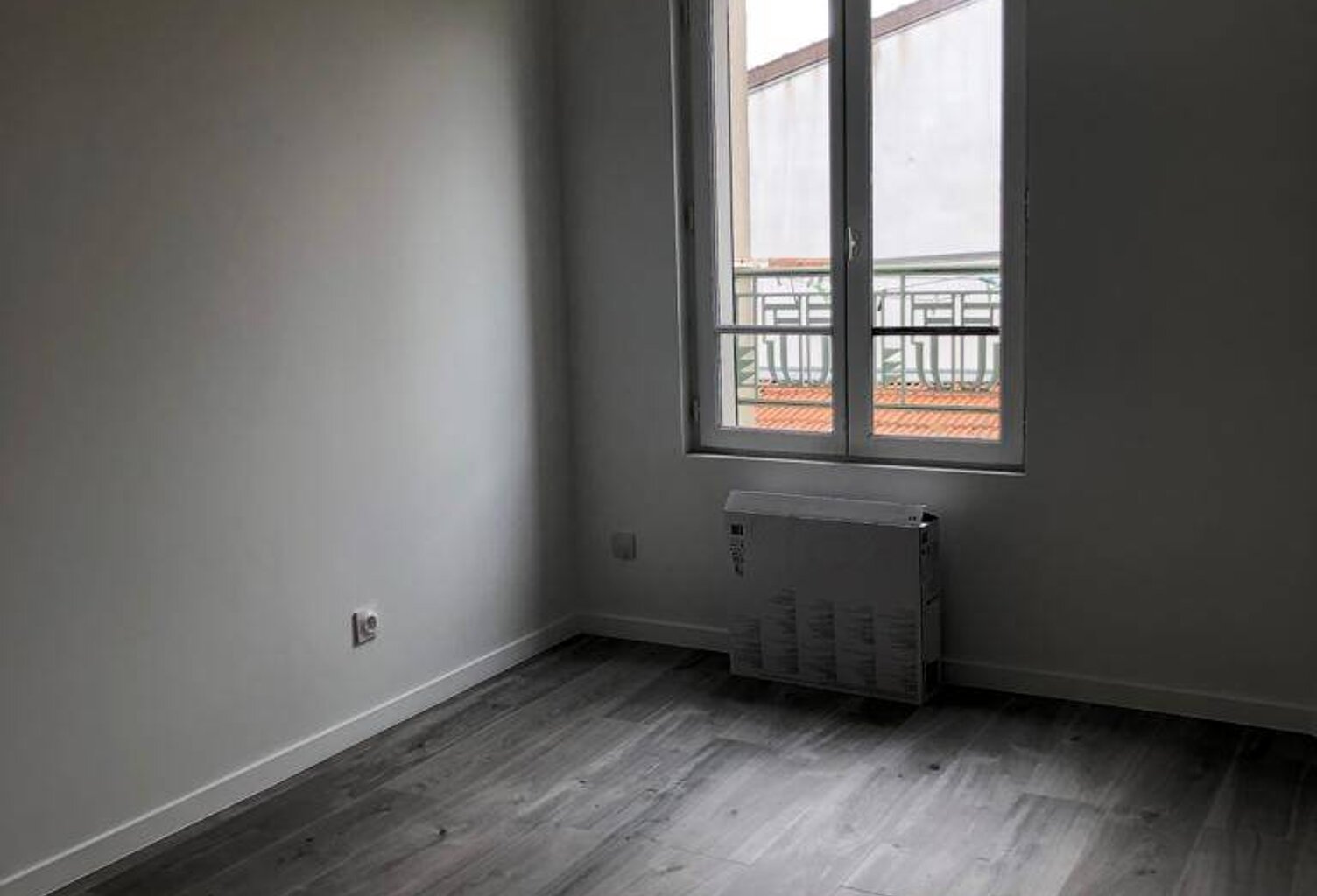 Location appartement 2 pièces 45 m² à Montreuil (93100) — photo 1