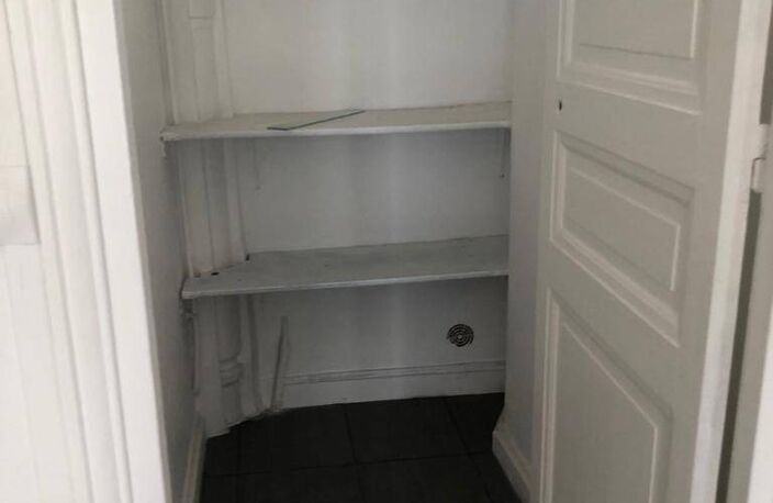 Location appartement 2 pièces 45 m² à Montreuil (93100) — photo 3