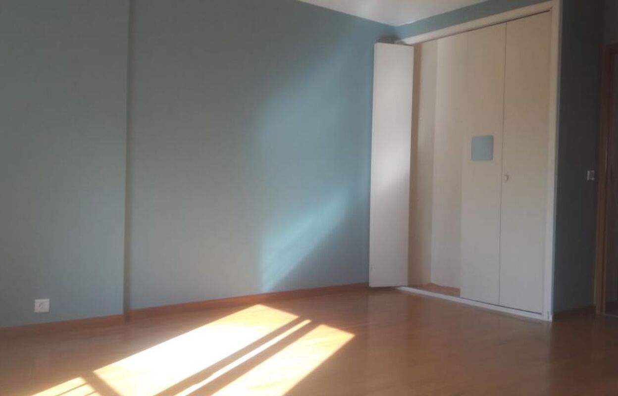 appartement 5 pièces 93 m2 à louer à Les Mureaux (78130)